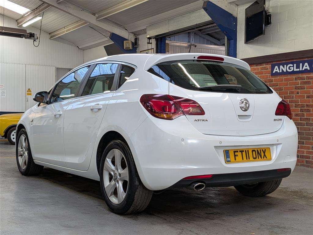 <p>2011 VAUXHALL ASTRA SRI CDTI S/S</p>