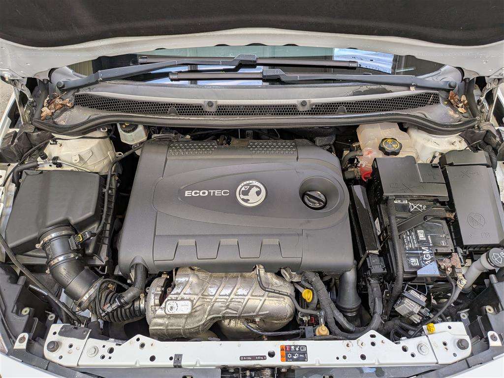 <p>2011 VAUXHALL ASTRA SRI CDTI S/S</p>