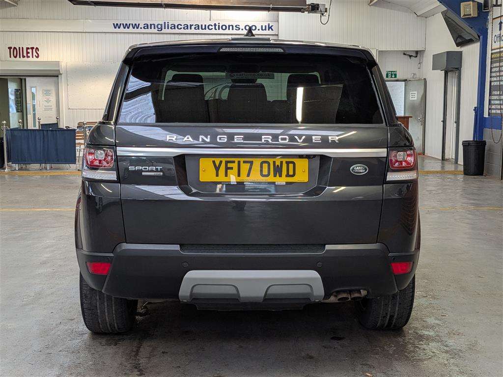 <p>2017 LAND ROVER RANGE ROVER SPORT HSE SD4</p>