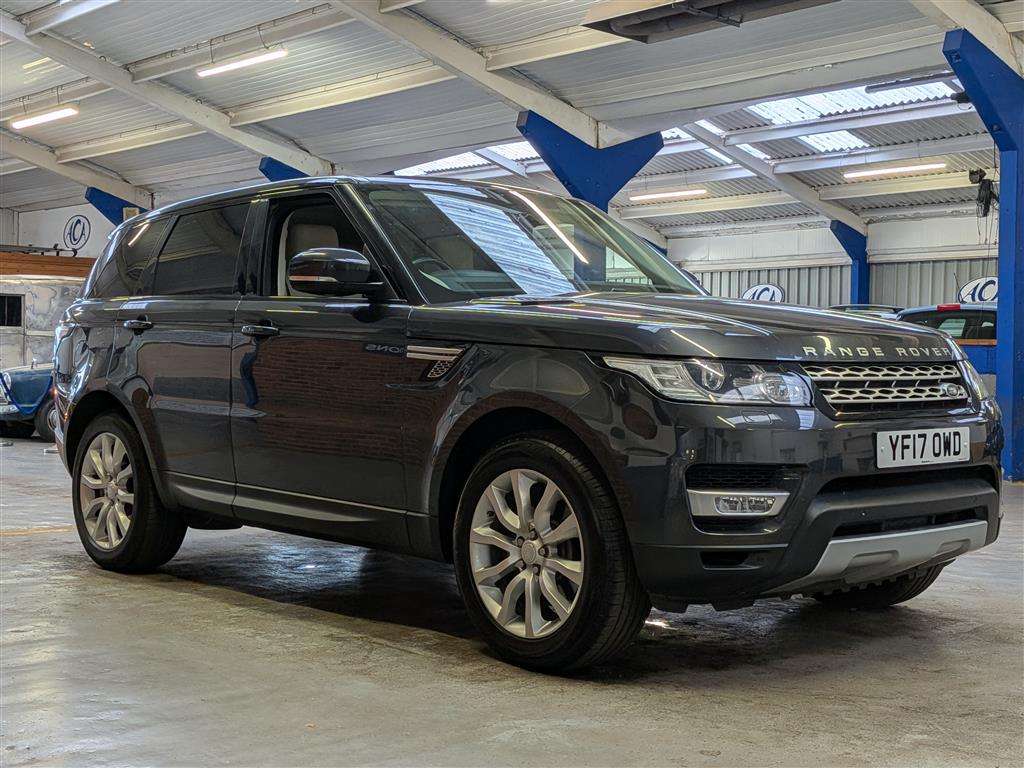 <p>2017 LAND ROVER RANGE ROVER SPORT HSE SD4</p>