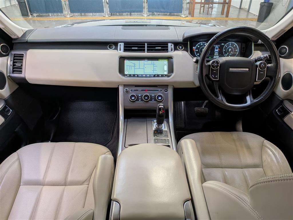 <p>2017 LAND ROVER RANGE ROVER SPORT HSE SD4</p>