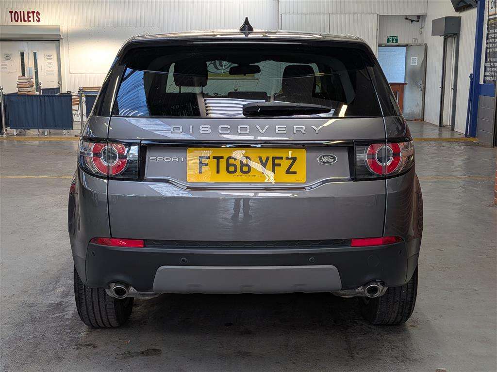 <p>2019 LAND ROVER DISCOVERY SPORT SE TECH T</p>