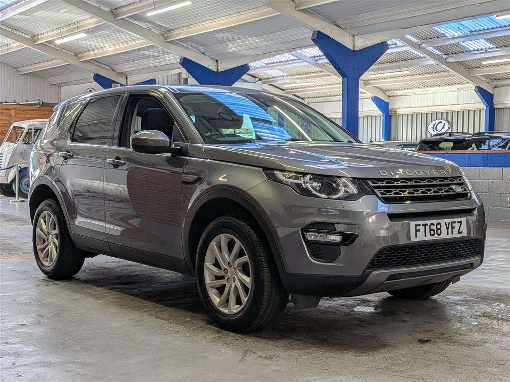 <p>2019 LAND ROVER DISCOVERY SPORT SE TECH T</p>