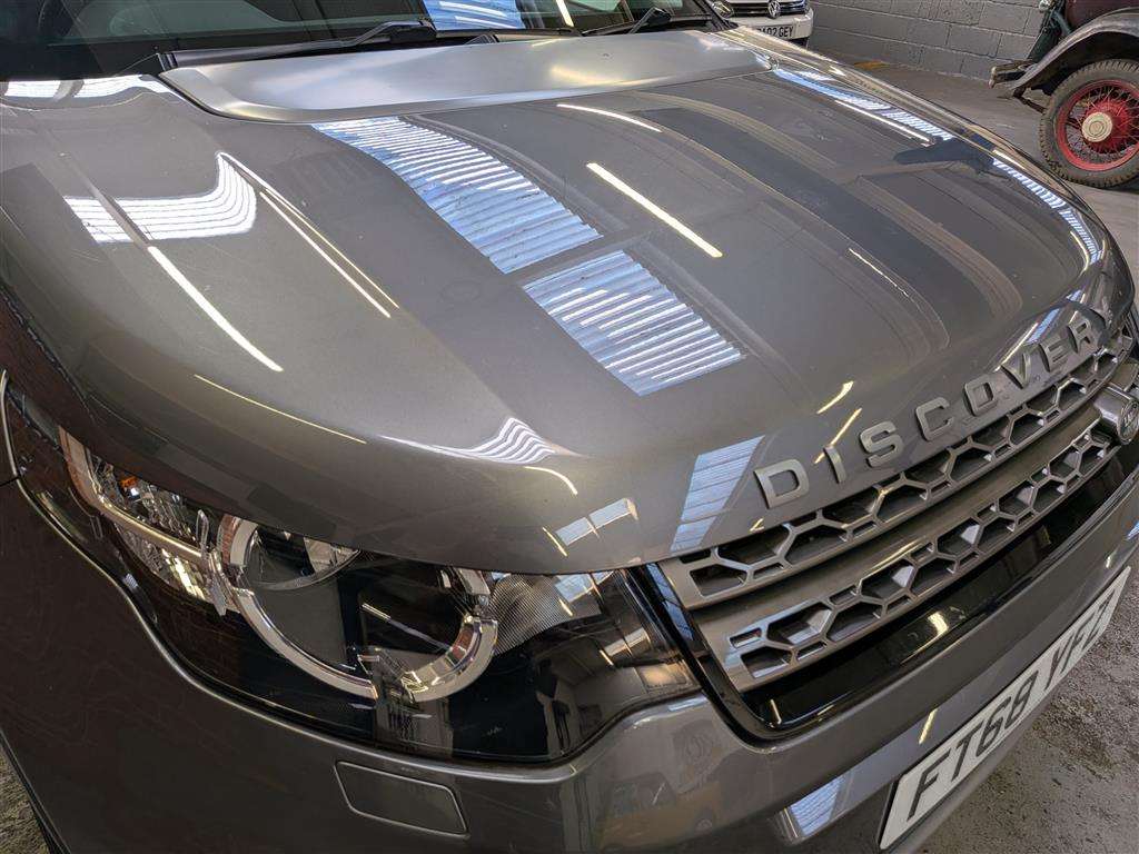 <p>2019 LAND ROVER DISCOVERY SPORT SE TECH T</p>