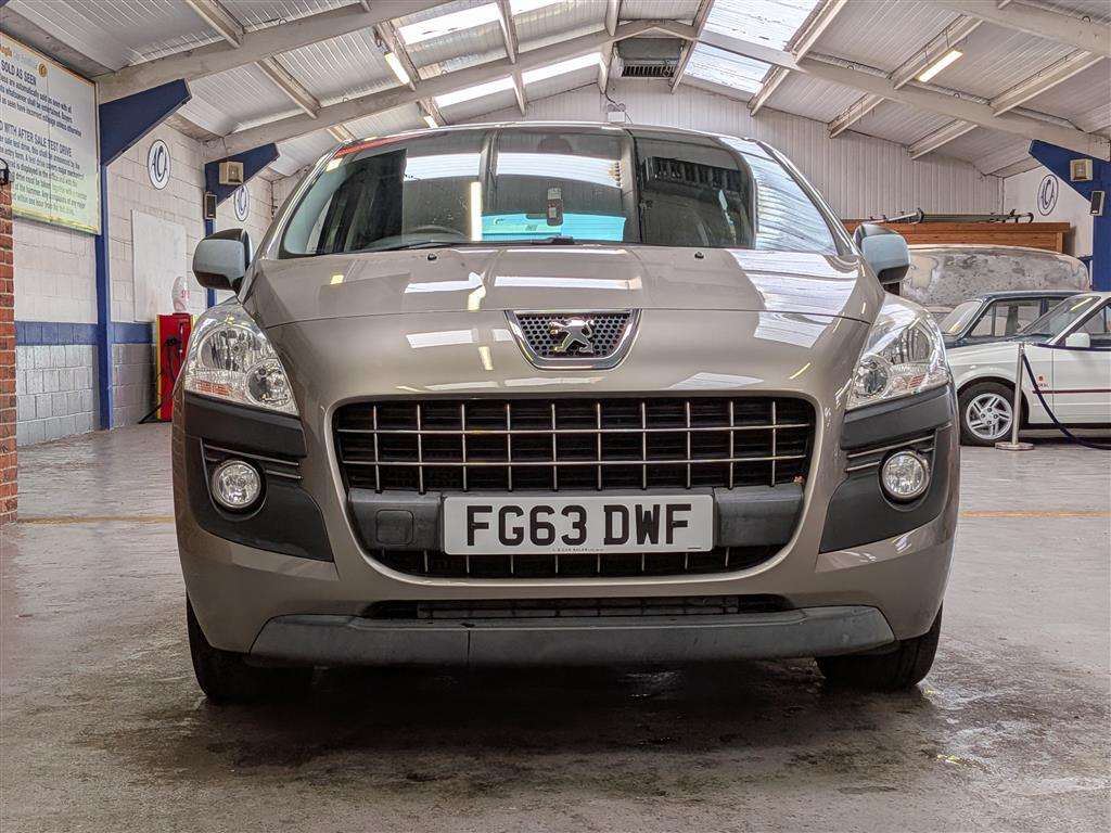 <p>2013 PEUGEOT 3008 ACTIVE E-HDI S-A</p>