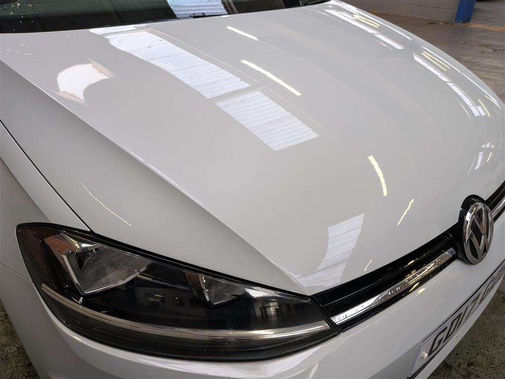 <p>2017 VOLKSWAGEN GOLF S TDI BMT</p>
