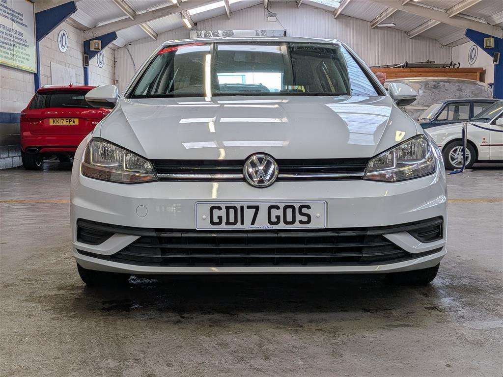 <p>2017 VOLKSWAGEN GOLF S TDI BMT</p>