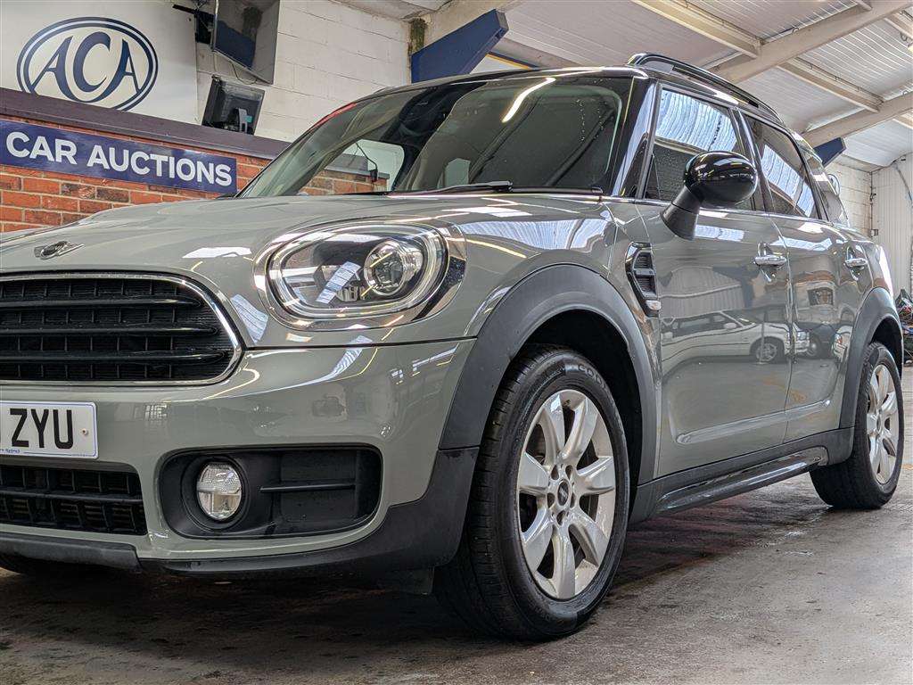 <p>2018 MINI COUNTRYMAN COOPER</p>