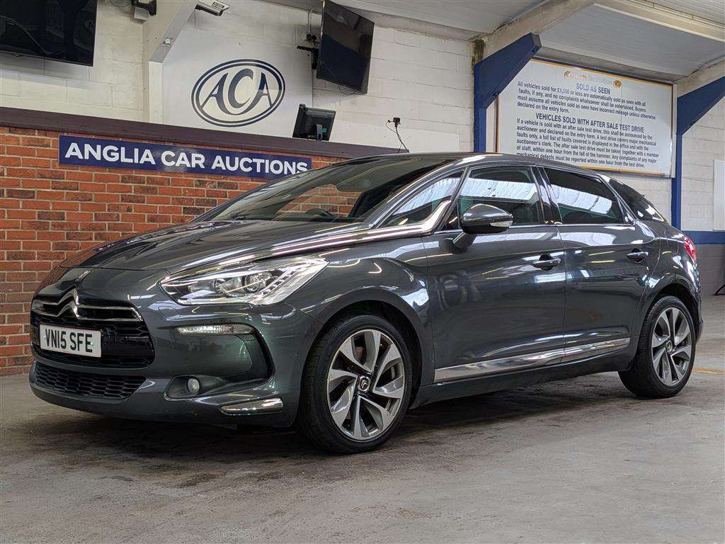 <p>2015 CITROEN DS5 DSPORT HDI</p>