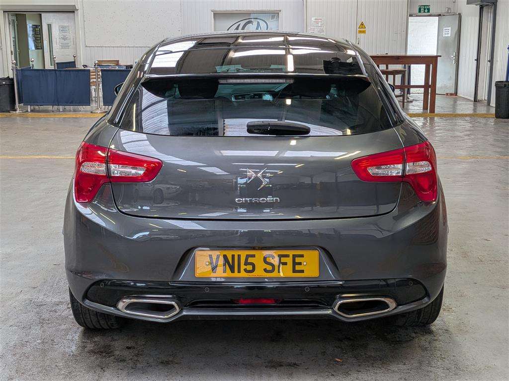 <p>2015 CITROEN DS5 DSPORT HDI</p>
