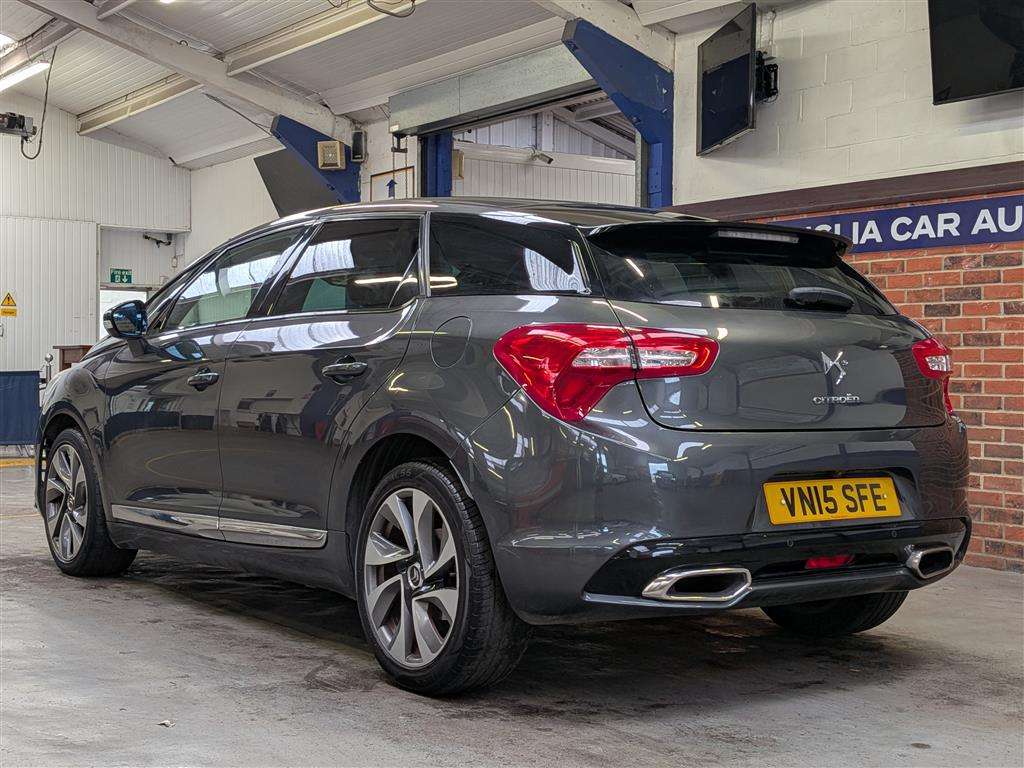 <p>2015 CITROEN DS5 DSPORT HDI</p>
