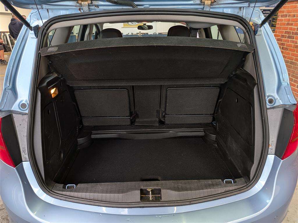 <p>2014 VAUXHALL MERIVA TECH LINE</p>