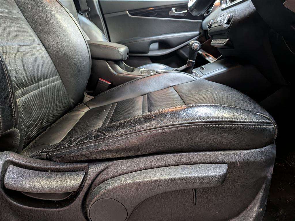 <p>2017 KIA SORENTO KX-2 CRDI ISG 4X4</p>