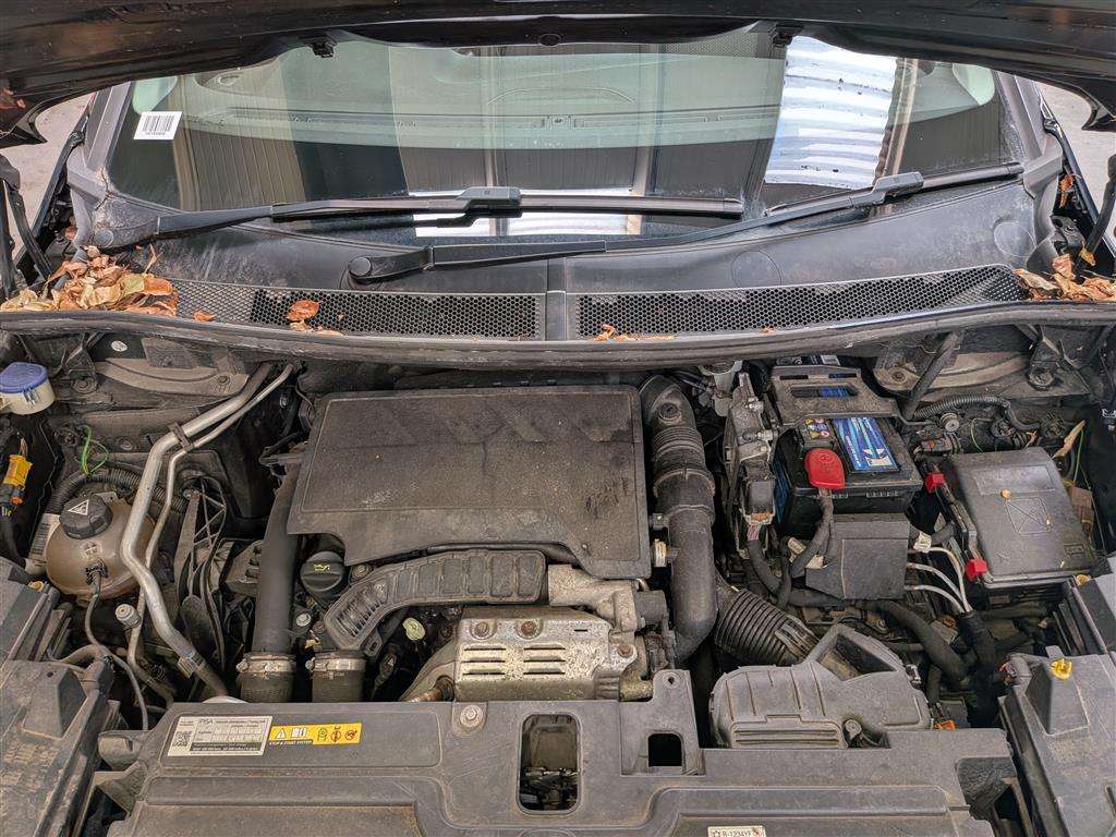 <p>2019 VAUXHALL GRANDLAND X SE TURBO S/S</p>