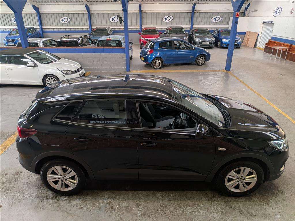 <p>2019 VAUXHALL GRANDLAND X SE TURBO S/S</p>