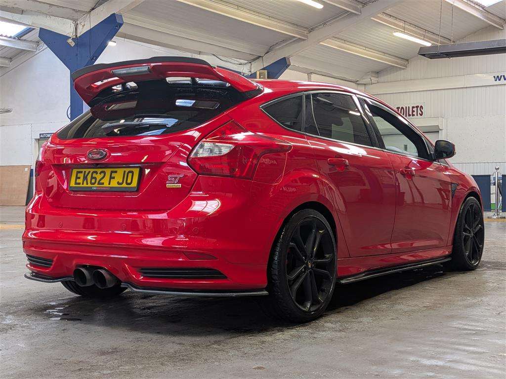 <p>2012 FORD FOCUS ST-2 TURBO</p>