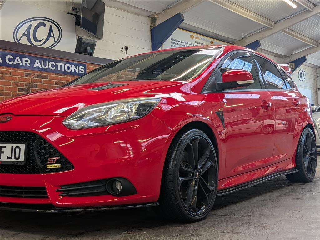 <p>2012 FORD FOCUS ST-2 TURBO</p>