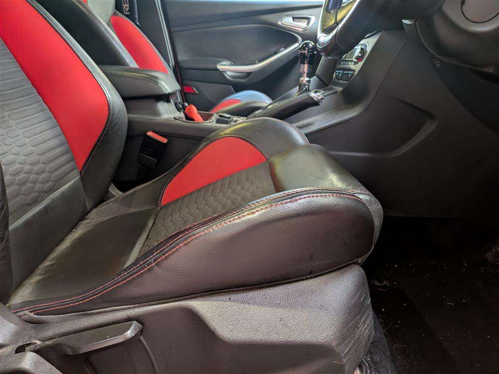 <p>2012 FORD FOCUS ST-2 TURBO</p>