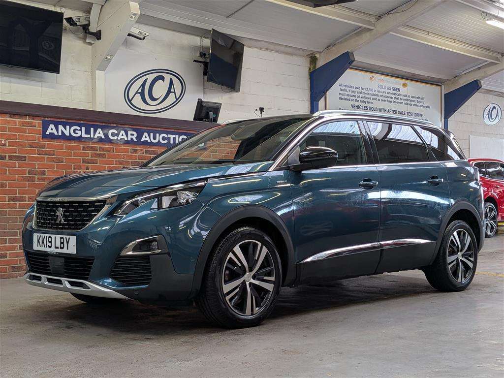 <p>2019 PEUGEOT 5008 GT LINE BLUEHDI S/S</p>