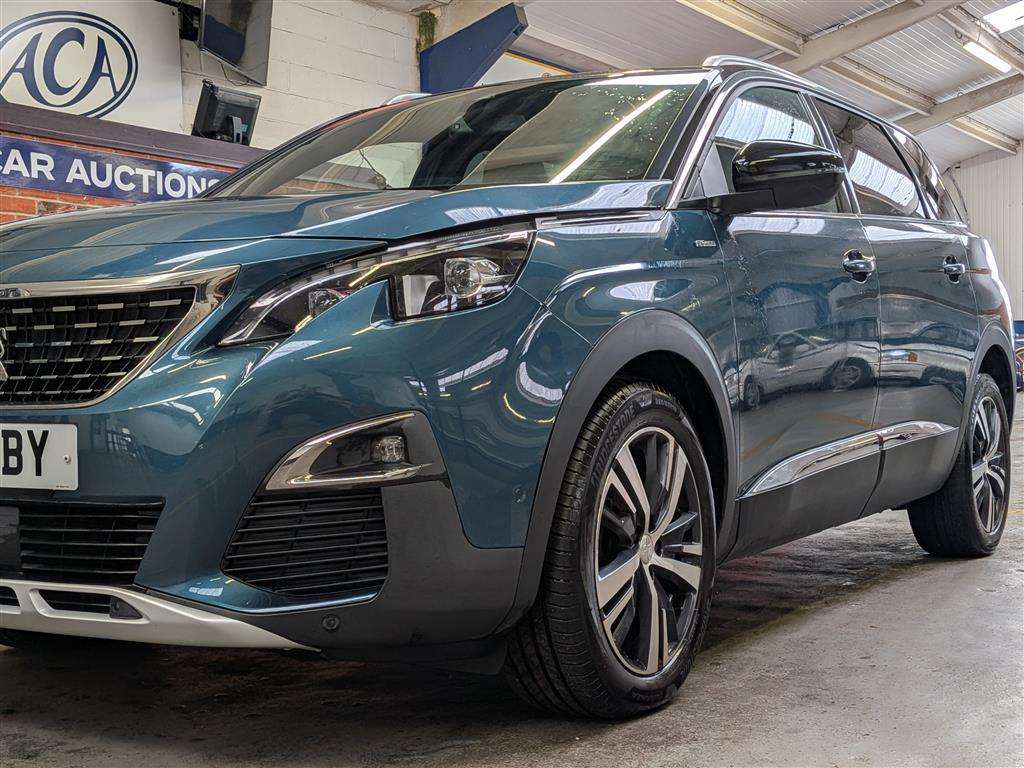 <p>2019 PEUGEOT 5008 GT LINE BLUEHDI S/S</p>