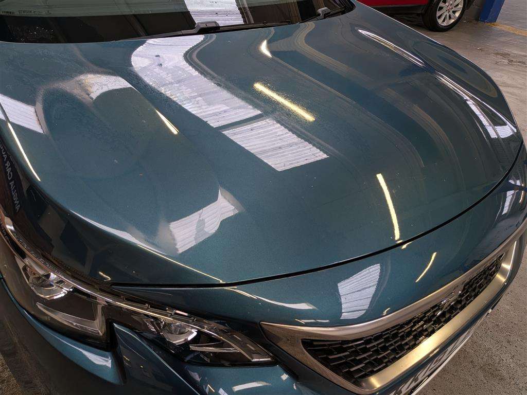 <p>2019 PEUGEOT 5008 GT LINE BLUEHDI S/S</p>