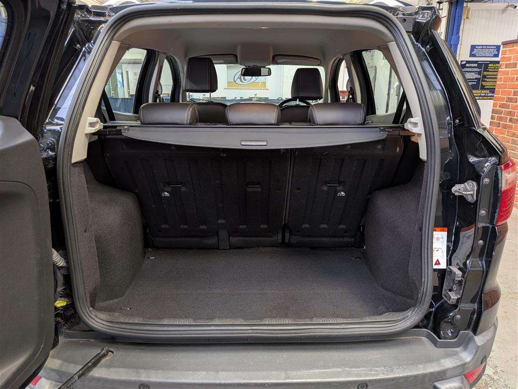 <p>2016 FORD ECOSPORT TITANIUM TDCI</p>