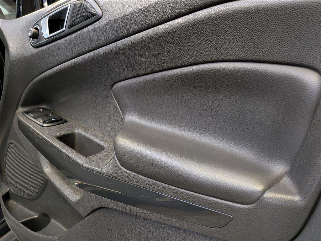 <p>2016 FORD ECOSPORT TITANIUM TDCI</p>