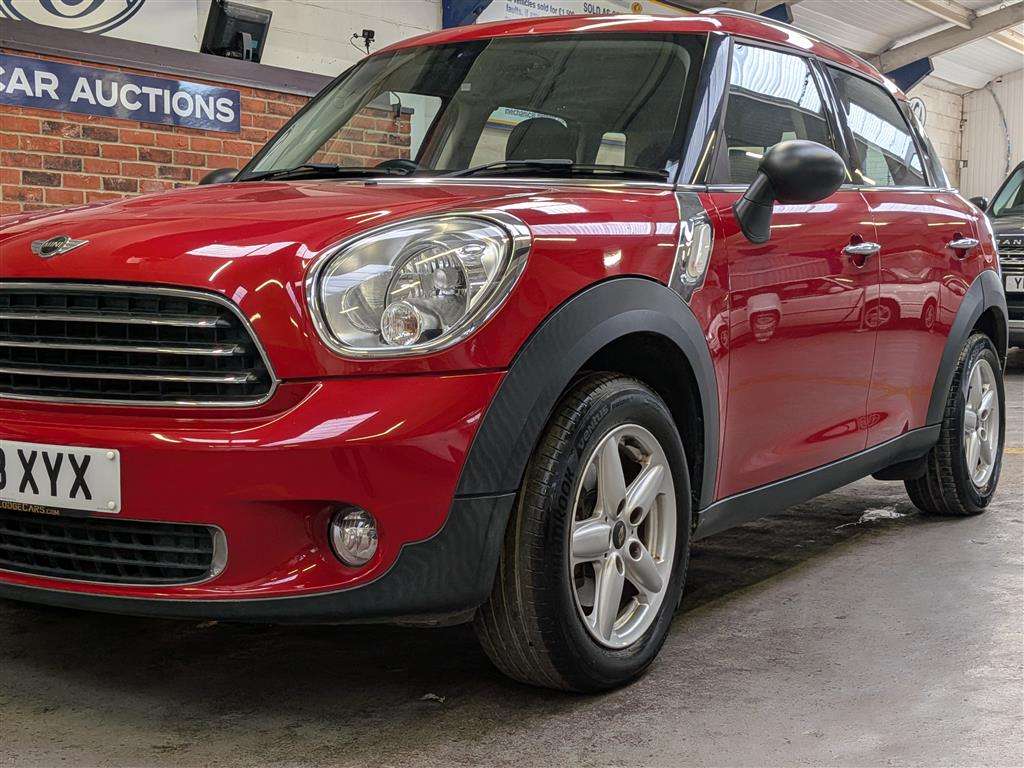 <p>2013 MINI COUNTRYMAN ONE</p>