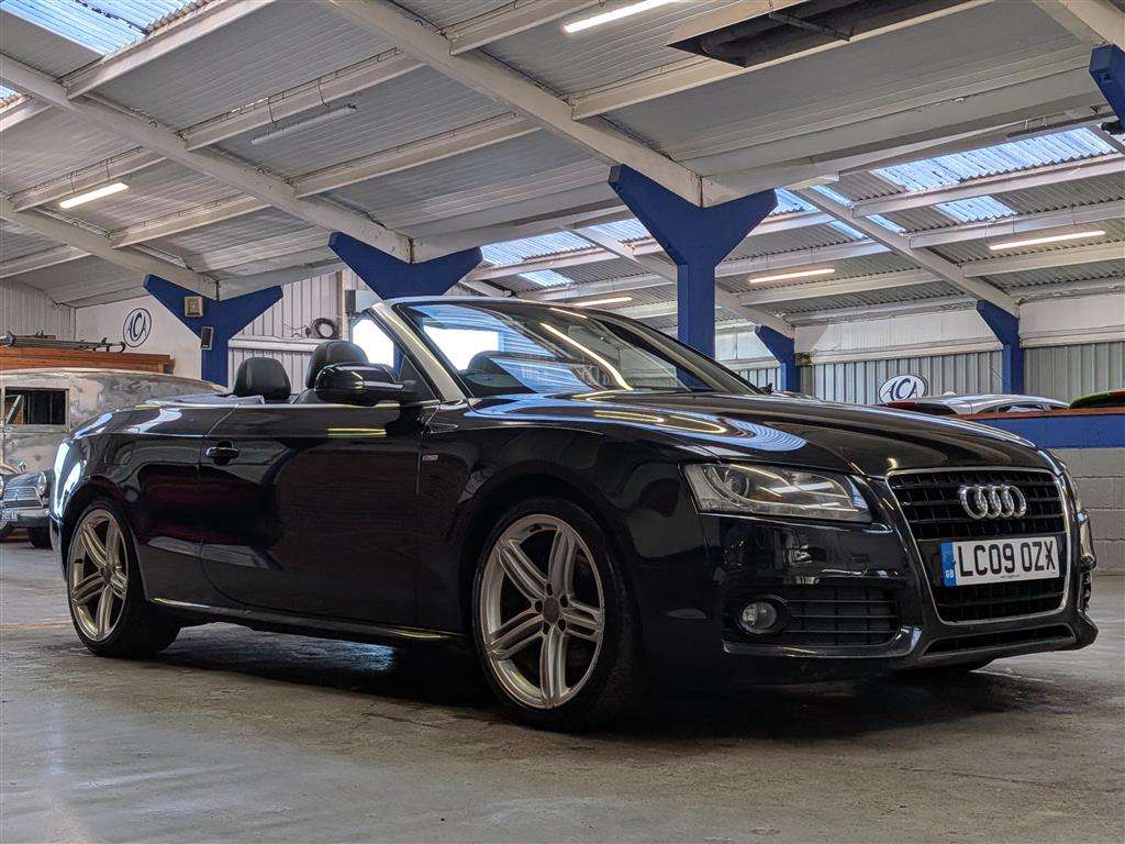 <p>2009 AUDI A5 S LINE FSI CVT</p>