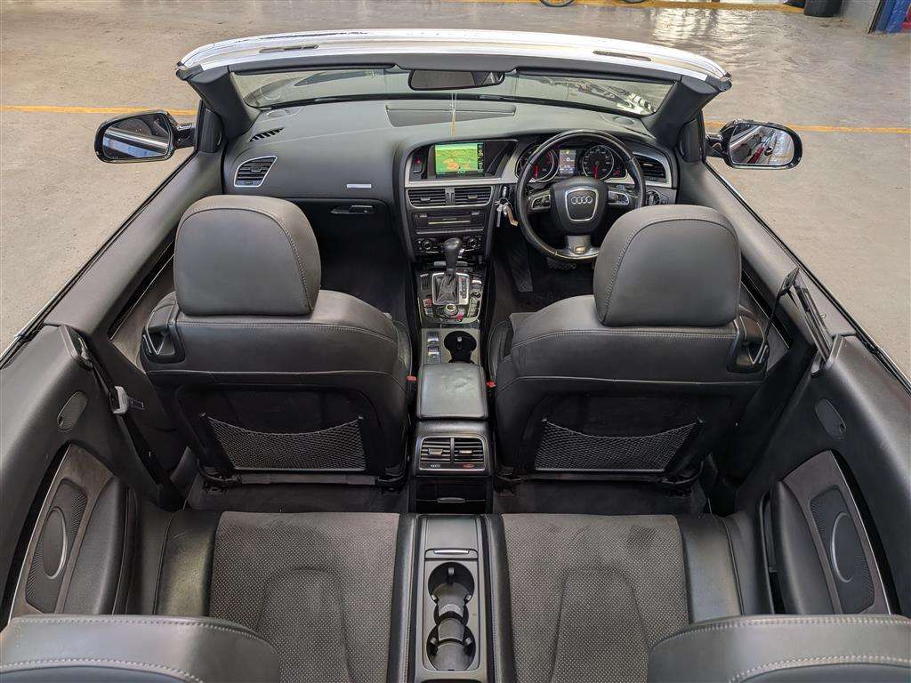 <p>2009 AUDI A5 S LINE FSI CVT</p>
