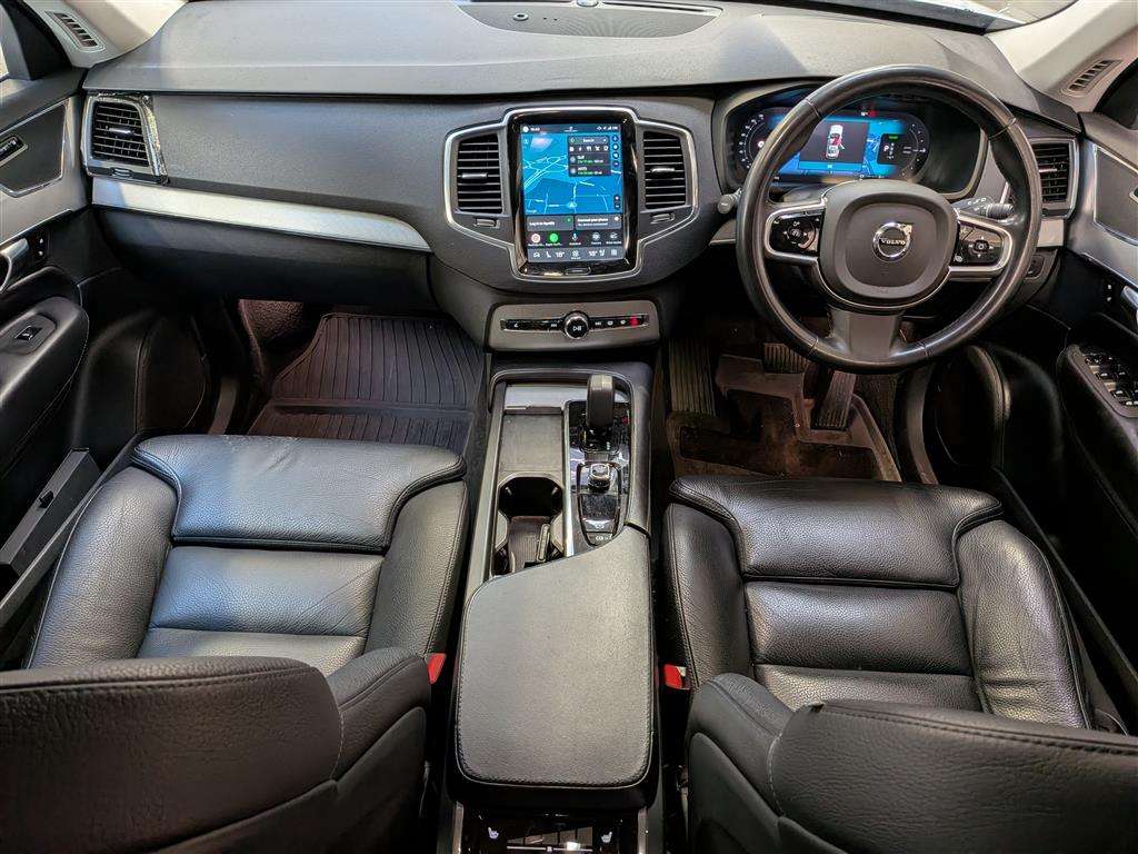<p>2023 VOLVO XC90 CORE T8 RECHARGE AWD</p>
