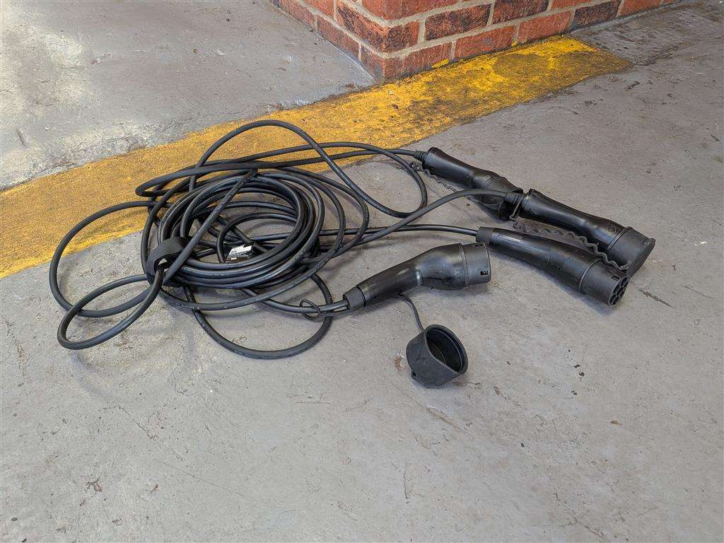 <p>2023 VOLVO XC90 CORE T8 RECHARGE AWD</p>