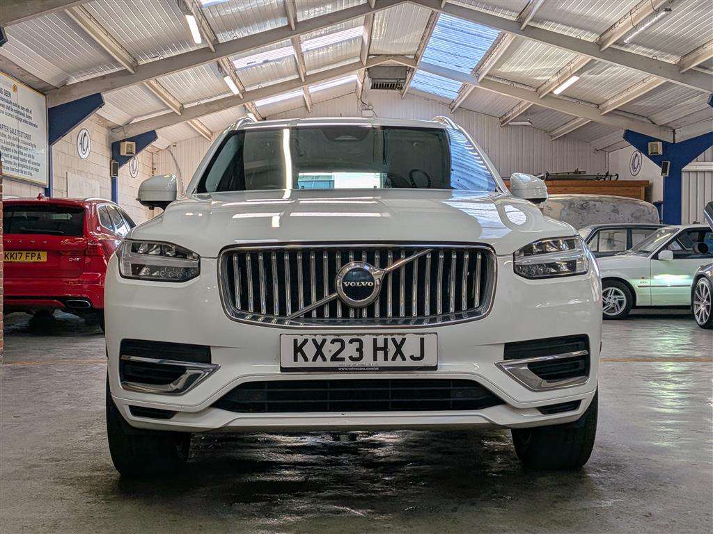 <p>2023 VOLVO XC90 CORE T8 RECHARGE AWD</p>