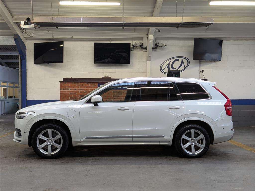 <p>2022 VOLVO XC90 INSCRP EXP T8RCHRGE</p>