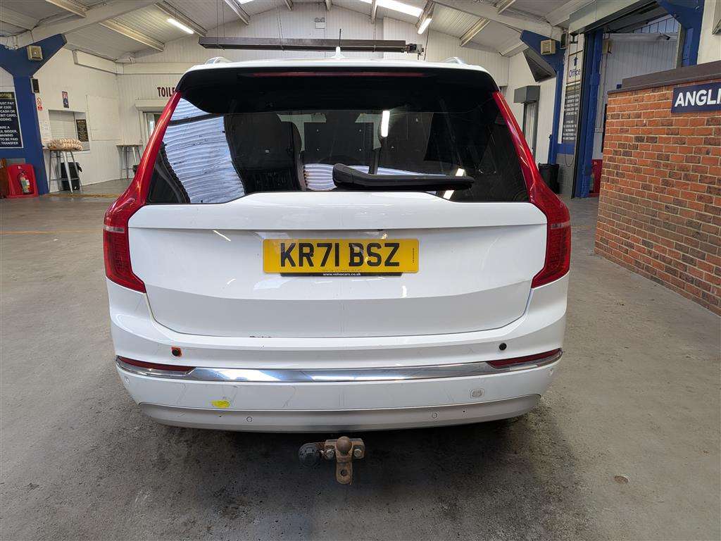 <p>2022 VOLVO XC90 INSCRP EXP T8RCHRGE</p>