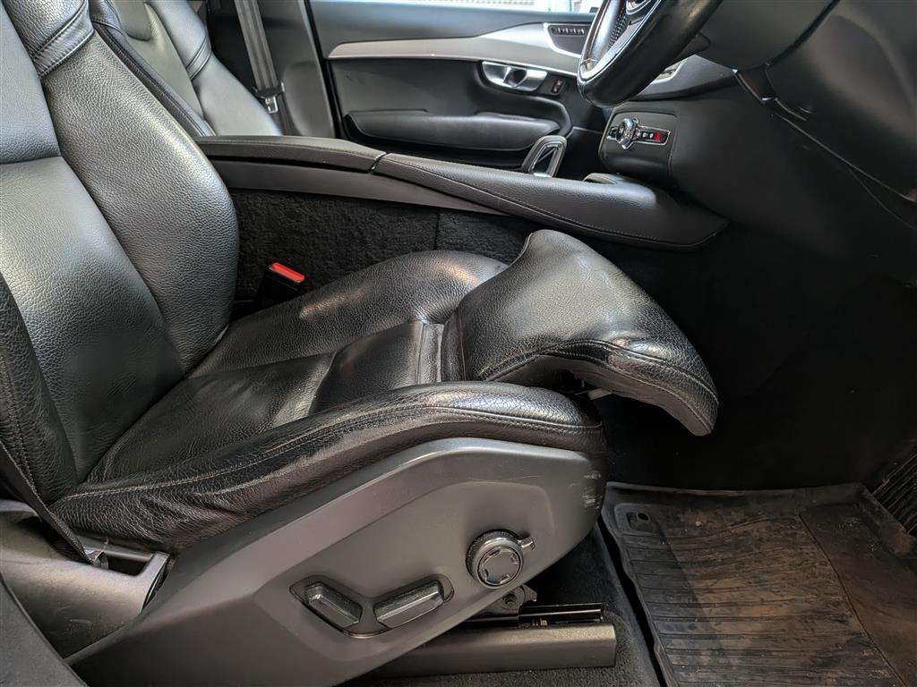 <p>2022 VOLVO XC90 INSCRP EXP T8RCHRGE</p>