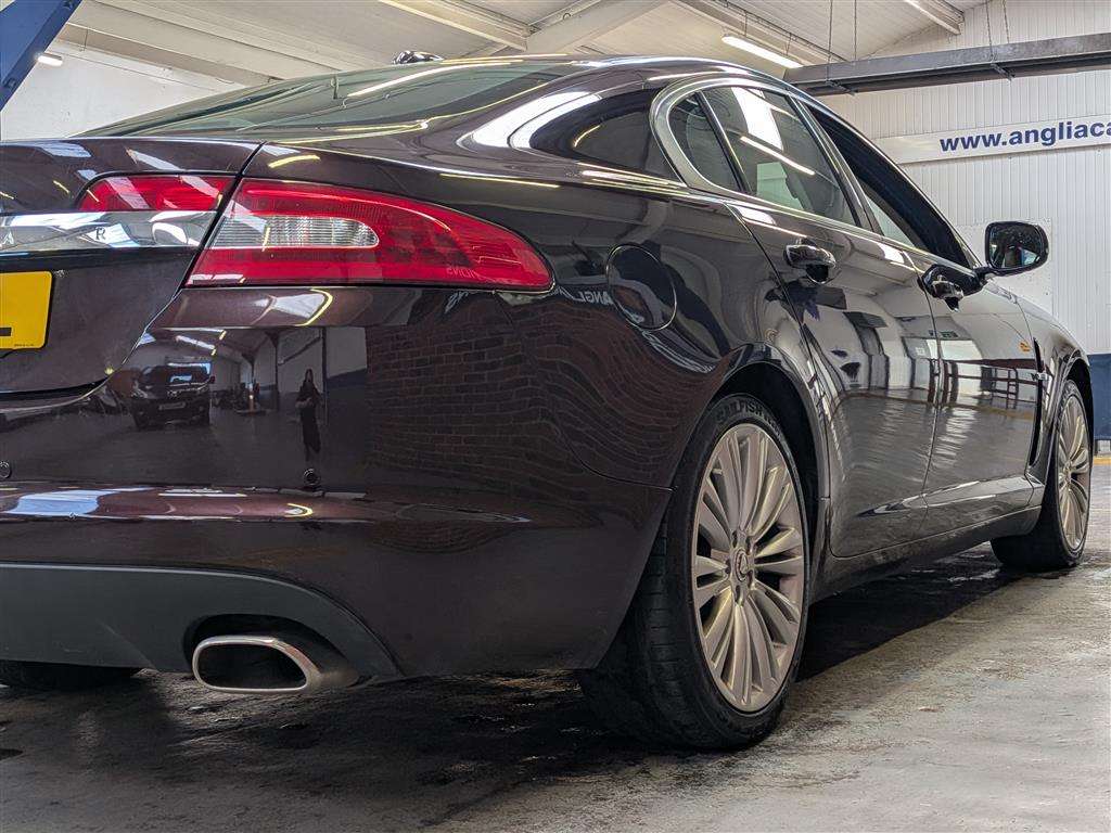 <p>2010 JAGUAR XF PREMIUM LUXURY V6 AUTO</p>