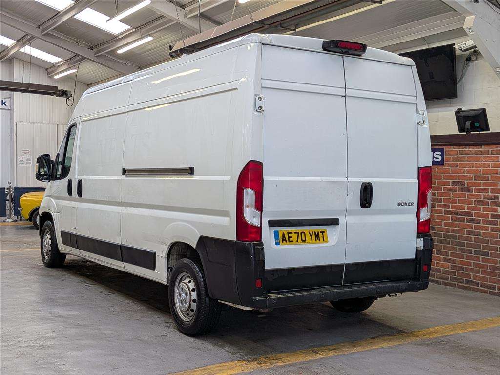 <p>2020 PEUGEOT BOXER 335 S L3H2 BLUEHDI</p>