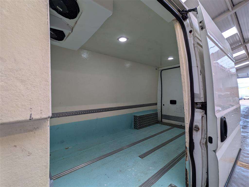 <p>2020 PEUGEOT BOXER 335 S L3H2 BLUEHDI</p>