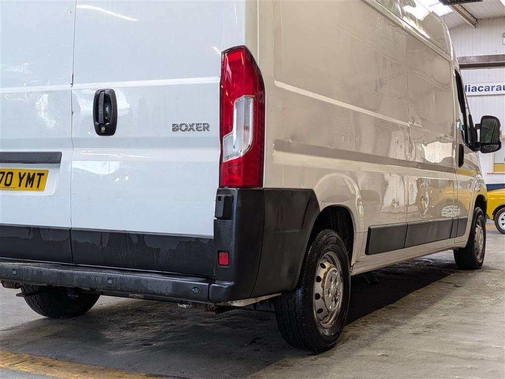 <p>2020 PEUGEOT BOXER 335 S L3H2 BLUEHDI</p>