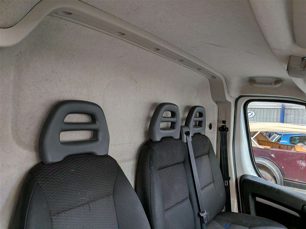 <p>2020 PEUGEOT BOXER 335 S L3H2 BLUEHDI</p>