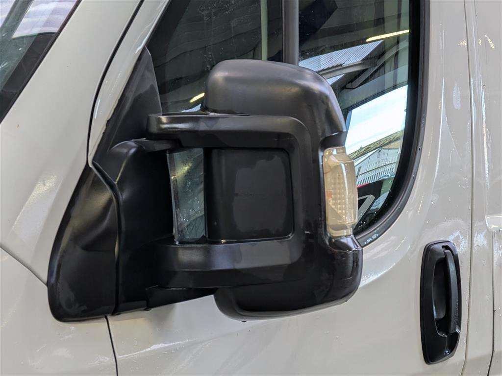 <p>2020 PEUGEOT BOXER 335 S L3H2 BLUEHDI</p>