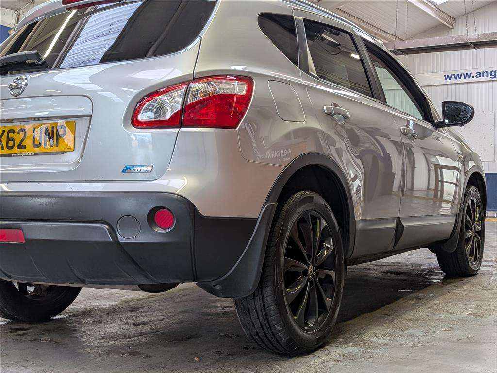 <p>2012 NISSAN QASHQAI N-TEC + IS DCI</p>