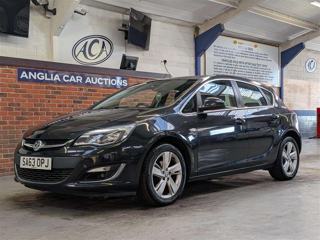 <p>2013 VAUXHALL ASTRA SRI</p>