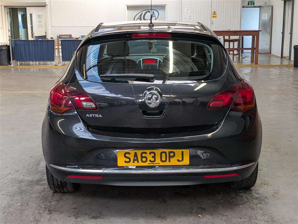 <p>2013 VAUXHALL ASTRA SRI</p>