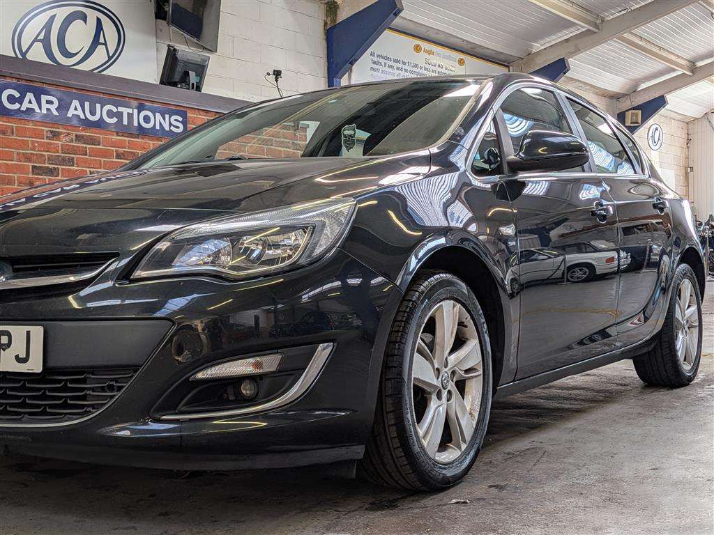<p>2013 VAUXHALL ASTRA SRI</p>