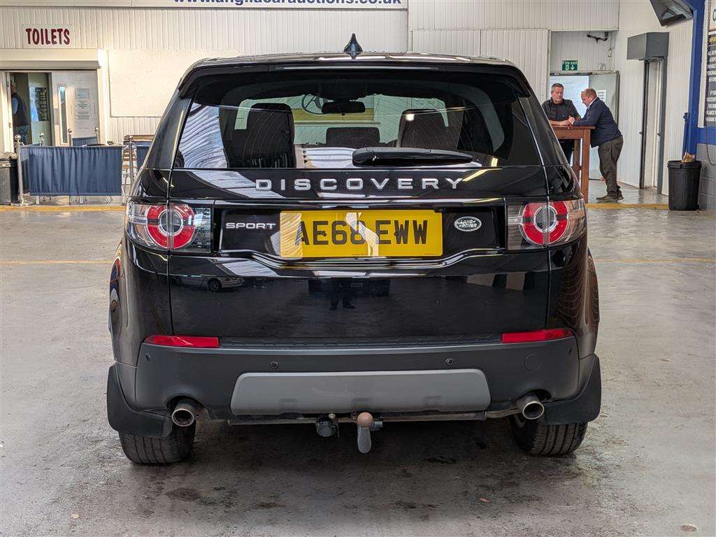 <p>2019 LAND ROVER DISCOVERY SPORT SE TECH T</p>