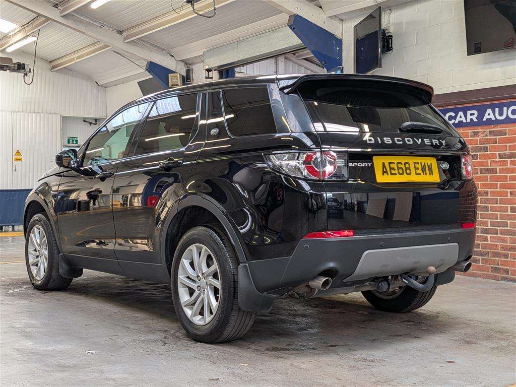 <p>2019 LAND ROVER DISCOVERY SPORT SE TECH T</p>