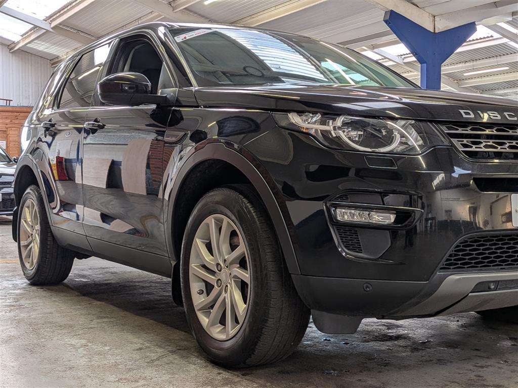 <p>2019 LAND ROVER DISCOVERY SPORT SE TECH T</p>