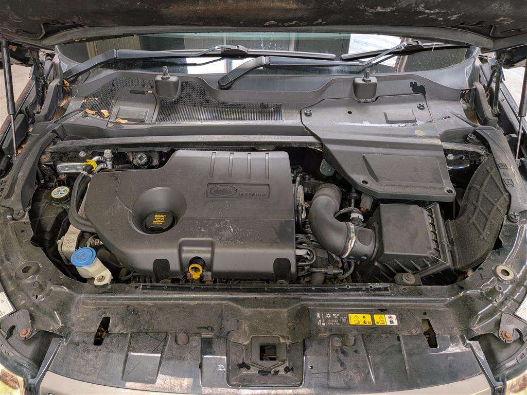 <p>2019 LAND ROVER DISCOVERY SPORT SE TECH T</p>